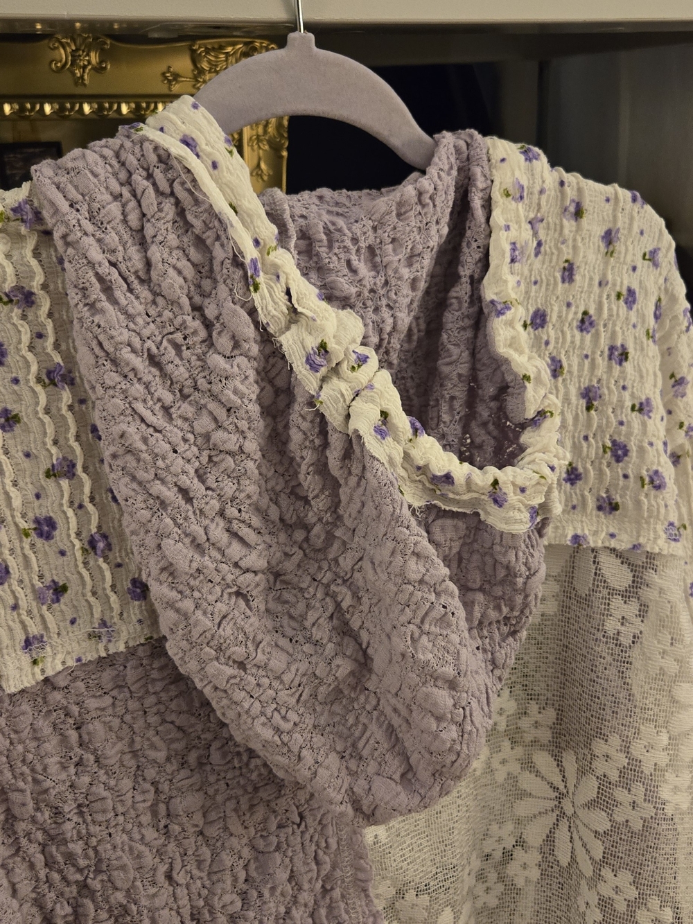 POL Lavender and Cream Floral Lace Button-Up Hoodie - Picture 5 of 9